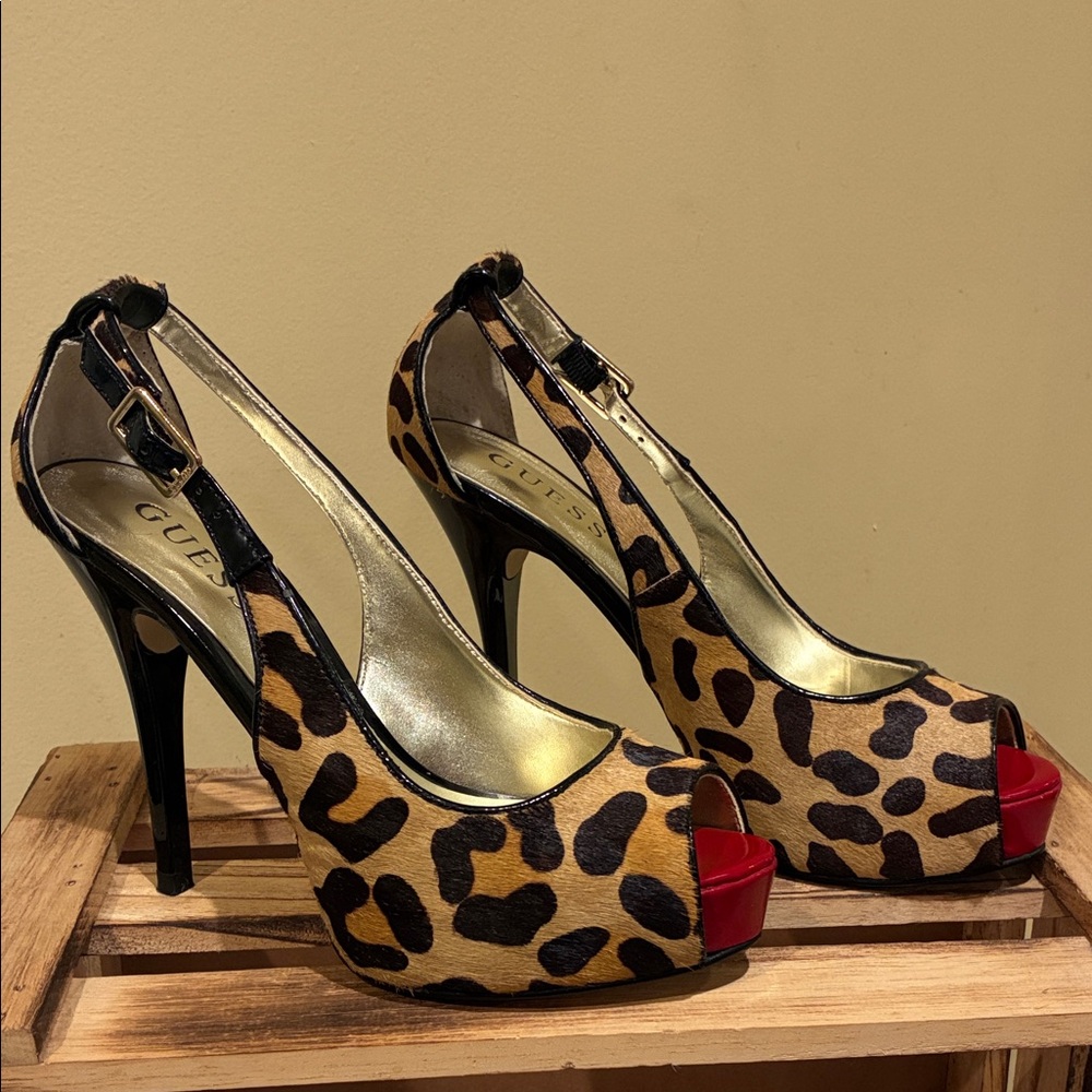 Guess Leopard Print Peep Toe Heels - Red and Tan - Picture 4 of 9